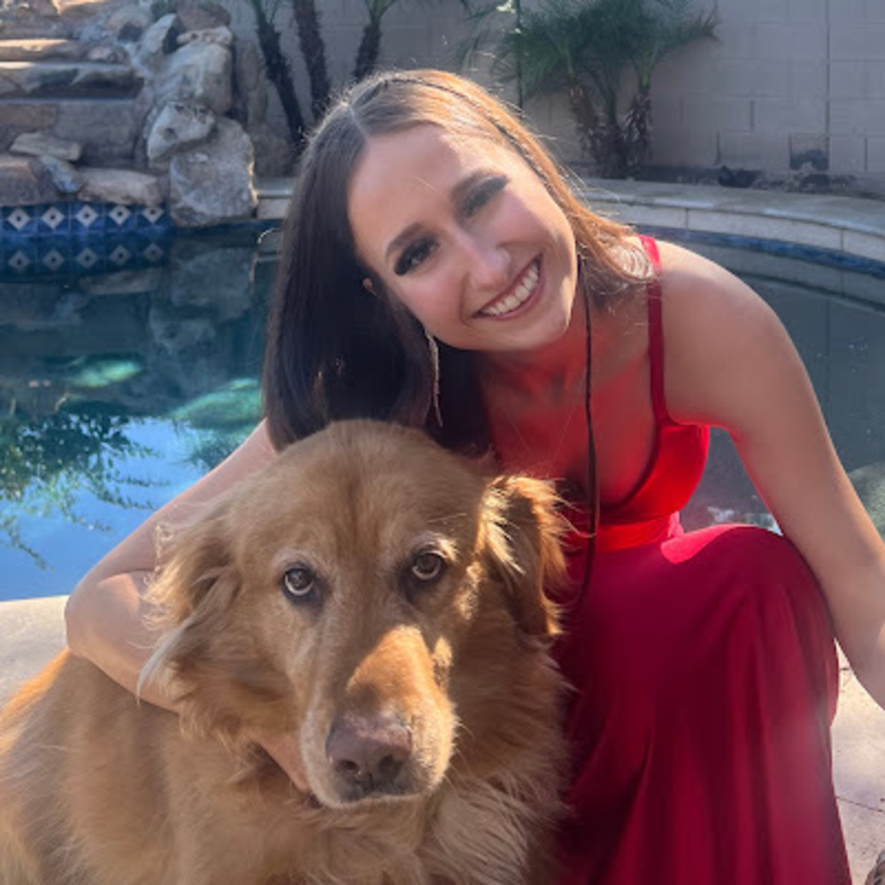 Meet your Posher, Caitlin